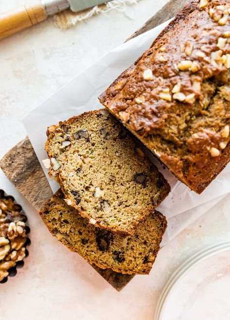 Spiced Zucchini Bread, Applesauce Zucchini Bread Recipes, Zucchini Bread Maple Syrup, Healthy Zucchini Bread With Applesauce, Zucchini Bread No Vegetable Oil, Zucchini Bread Healthy, Zucchini Bread Recipes, Good Healthy Snacks, Summer Squash