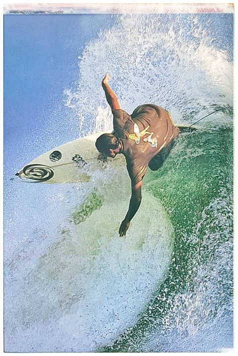 Surfer Magazine Classic 1990s style. Vintage Surf Pictures, Surfer Mood Board, Grunge Surfer Aesthetic, Vintage Surf Magazine, 90s Surfer Aesthetic, Retro Surf Aesthetic, Surf Posters, Surf Magazine, Surfer Aesthetic