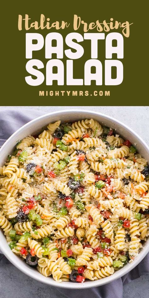 Classic Italian Pasta Salad Suddenly Pasta Salad Recipe Classic, Cold Pasta Salad Recipes Healthy, Italian Dressing Pasta, Classic Italian Pasta Salad, Garden Pasta Salad, Classic Italian Pasta, Easy Italian Pasta Salad, Olive Garden Salad Dressing, Suddenly Salad