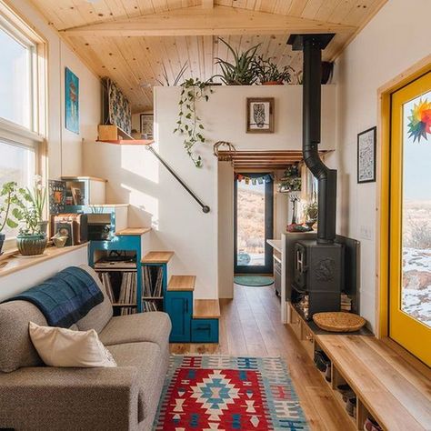 Design Casa Piccola, Tiny House Loft, Best Tiny House, Tiny House Inspiration, 아파트 인테리어, Tiny Spaces, Tiny House Interior, Tiny House Cabin, Tiny House Living