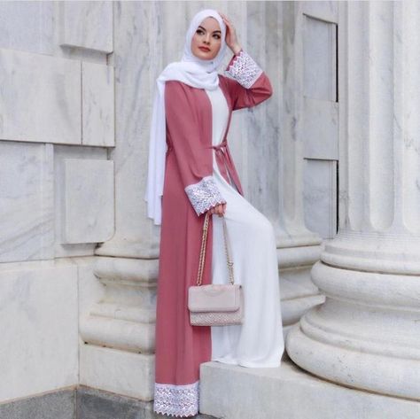 Best Abaya Designs, Modern Abaya Style, Abaya Styles, Modern Abaya, Hijab Abaya, Casual Attire For Women, Abaya Style, Stylish Hijab, Muslim Women Fashion