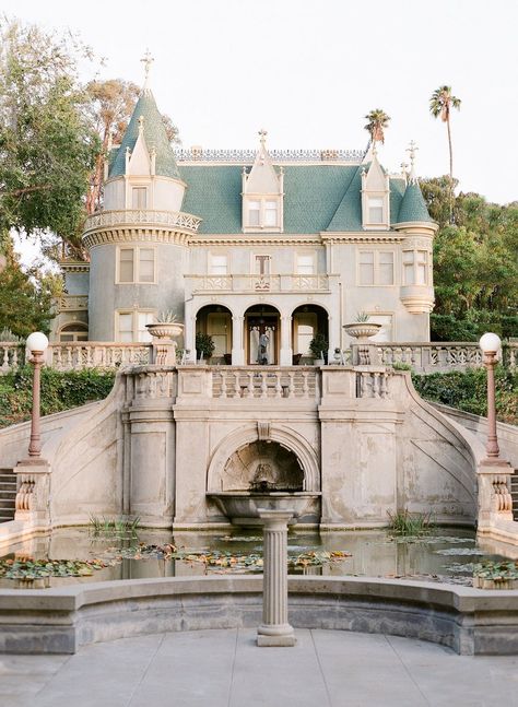 Estate Wedding Venues California, Wedding Venues In California, Autumn Wedding Ideas, Wedding Locations California, Wedding Sparrow, Florida Living, Castle House, Autumn Wedding, Beautiful Buildings