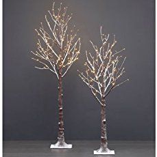 This twig Christmas tree can be made for next to nothing by using fallen branches found in your yard. A fun rustic craft to add to your holiday decor. Diy Branches, Easter Tree Diy, Lighted Tree Branches, Easy Holiday Decorations, Christmas Tree Easy, Twig Christmas Tree, Twig Lights, Easter Crafts For Adults, Branches Diy