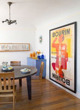 Posters In Room, London Room, Dining Room Pictures, Posters Diy, Los Angeles Vintage, Eclectic Dining Room, Dining Inspiration, Custom Cabinet, Vintage Poster Design