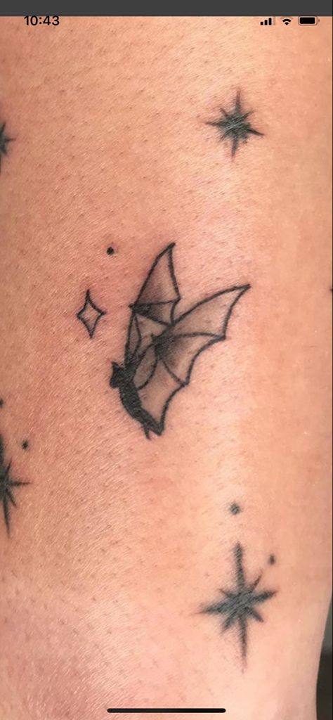 Gothic Tiny Tattoo, Mini Bat Tattoo Ideas, Bat Tattoo On Ribs, Dainty Emo Tattoos, Bat Tattoo Aesthetic, Alternative Tattoos Women, Bat Tattoo Collar Bone, Bat Behind Ear Tattoo, Small Bat Tattoo Design