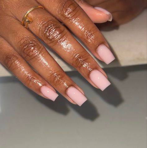 Short Nails Plain Simple, Short Plain Nail Ideas, Biab Nails Inspiration, Nude Nails Black Women, Nail Colors For Dark Skin, Short Classy Nails, Acrylic Nails Nude, Colors For Dark Skin, Subtle Nails