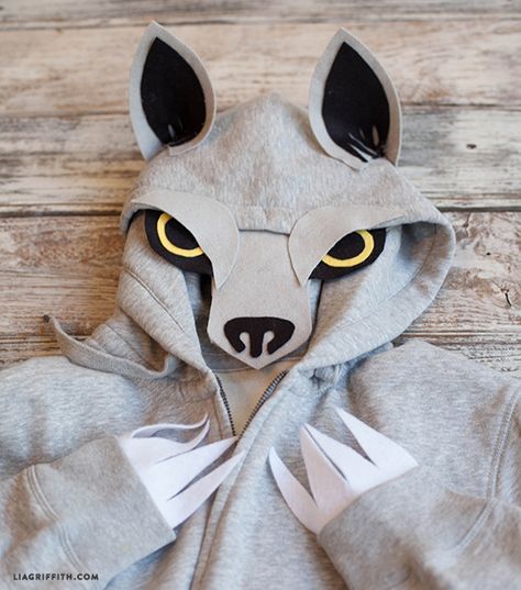 Homemade Halloween Costumes: No-Sew Wolf Hoodie Wolf Costume Diy, Wolf Costume Kids, Jungle Book Costumes, Wolf Halloween Costume, Halloween Wolf, Diy Fantasia, Wolf Hoodie, Wolf Costume, Animal Mask