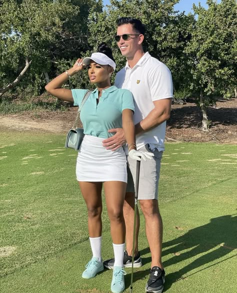 Matching Golf Outfits Couples, Putt Putt Outfit Date, Topgolf Date Night Outfit, Golf Date Outfit, Lesa Milan, Golfing Aesthetic, Photography Ideas Summer, Golf Couple, Kit Nivea