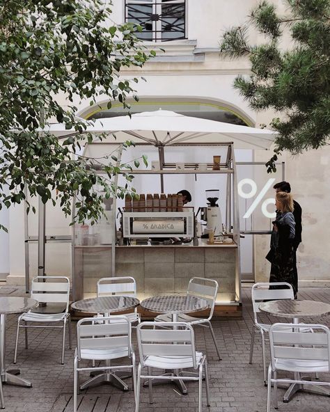 Coffee Booth Design Outdoor, Coffee Booth Design, Coffee Booth, Coffee Kiosk, Modern Greenhouses, Pop Up Cafe, Coffee Stand, Small Coffee Shop, Outdoor Restaurant Design