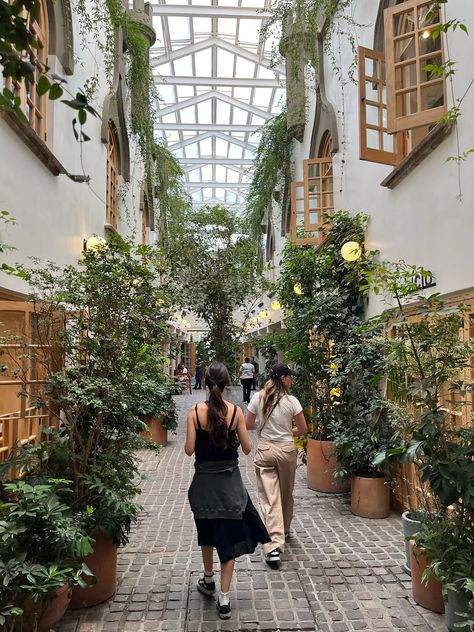 3 Days + SO MUCH Food in Mexico City - by Whitney Goodman Travel To Mexico City, Chapultepec Castle Mexico City, Mexico City Guide, Shopping Mexico City, Coyoacan Mexico City, Mexico City Bachelorette Party, Mexico City Itinerary, Things To Do In Mexico City, Mexico City Photography