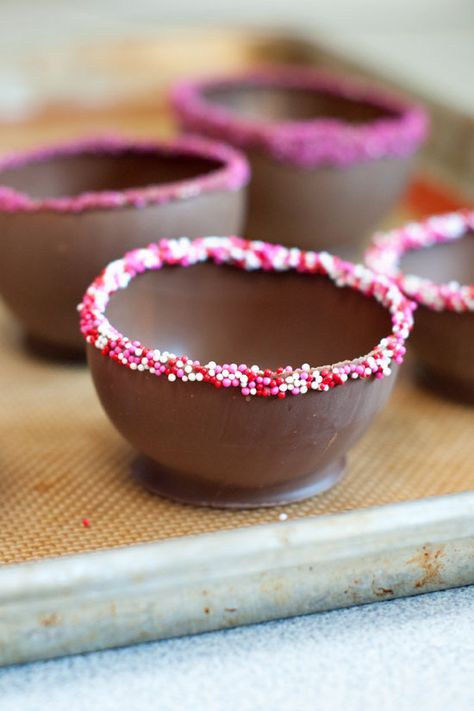 How to Make Chocolate Cups | heatherlikesfood.com Chocolate Cups How To Make, Hot Cocoa Cups Diy, Chocolate Cup Desserts, Raspberry Mouse, Hot Cocoa Cups, Chocolate Hacks, Cocoa Cups, Edible Cups, Feed The Hungry