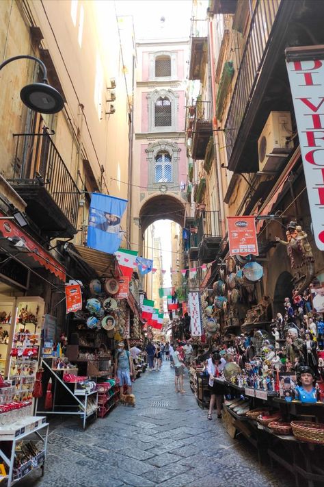 Things To Do In Naples, Castles To Visit, Italian Cafe, Christmas Destinations, San Gregorio, Italy Summer, Walking Street, Regions Of Italy, Italy Aesthetic