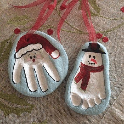 Santa and Snowman Handprint and Footprint Keepsake Ornaments - Over 30 of the BEST Christmas Salt Dough Ornaments Salt Dough Christmas Ornaments, Salt Dough Ornaments, Ornaments Homemade, Dough Ornaments, Christmas Crafts For Kids To Make, Fun Christmas Crafts, Homemade Recipe, Christmas Keepsakes, Art Attack