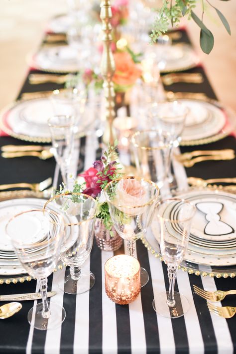 Kate Spade Wedding Inspiration by Christine Skari | SouthBound Bride Kate Spade Bridal Shower Theme, Black Wedding Table Setting, Wedding Table Decorations Pink, White Wedding Table Setting, Kate Spade Theme, Kate Spade Inspired Wedding, Kate Spade Party, Kate Spade Wedding, Kate Spade Bridal Shower