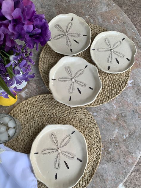 Find the best handmade Plates on MakerPlace by Michaels. You will love our Handmade Sand Dollar Plate. Clay Sand Dollar, Oven Clay Ideas, Rap Ideas, Clay Ocean, Beachy Room Decor, Lunch Plate, Air Dry Clay Projects, Beach Room, Handmade Plates