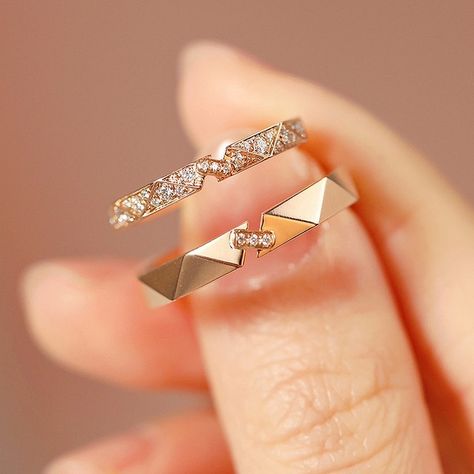 Caramel Adjustable Couple Rings. Same Day Delivery 🚀! https://www.tiara.com.sg/collections/couple-rings/products/caramel خواتم خطوبة, Couple Ring Design, Couple Band, Engagement Rings Couple, Couples Ring Set, Couple Wedding Rings, Couple Ring, Packaging Gift, Matching Rings