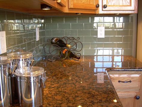 Brown Tile Backsplash, Popular Granite Countertops, Kitchen Design Granite Countertops, Style Kitchen Countertops, Popular Kitchen Countertops, Tan Brown Granite, Baltic Brown Granite, Black Granite Kitchen, Brown Countertop