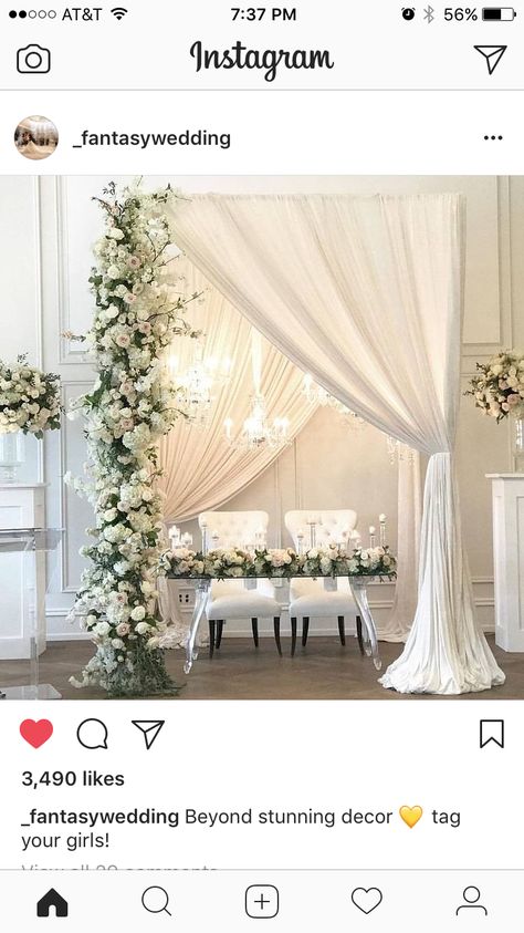 Muslim Wedding Decorations, Wedding Gate, Wedding Church Decor, Flower Backdrop Wedding, Coin Photo, Wedding Background Decoration, Emerald Green Weddings, Curtain Backdrops, Arch Flowers