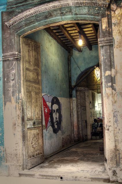 Che Guevara Art, Viva Cuba, Social Activism, Ernesto Che, Frida Art, Protest Art, Cuba Travel, Havana Cuba, Jolie Photo