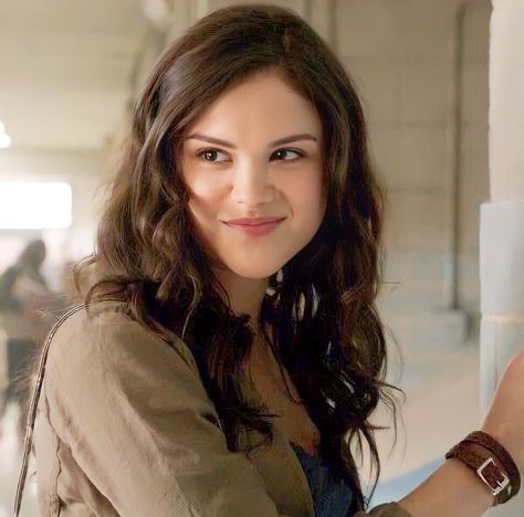 Hayden Romero Icons, Hayden Romero, Victoria Moroles, Shameless Dr, Teen Wolf, Pretty People, Actresses, White, Quick Saves