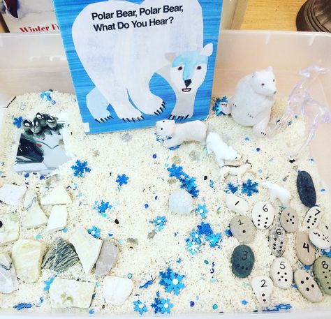 Kindergarten Sensory, Winter Theme Preschool, Infant Lesson Plans, Daycare Forms, What Do You Hear, Snow Theme, Snow Activities, Science Engineering, Winter Classroom