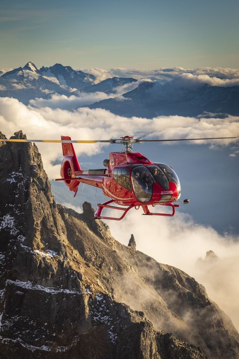 Helicopter Aesthetic, Life Flight Helicopter, Transport Photography, Flying Helicopter, Helicopter Plane, Northern Canada, Whistler Canada, Flight School, Final Boss