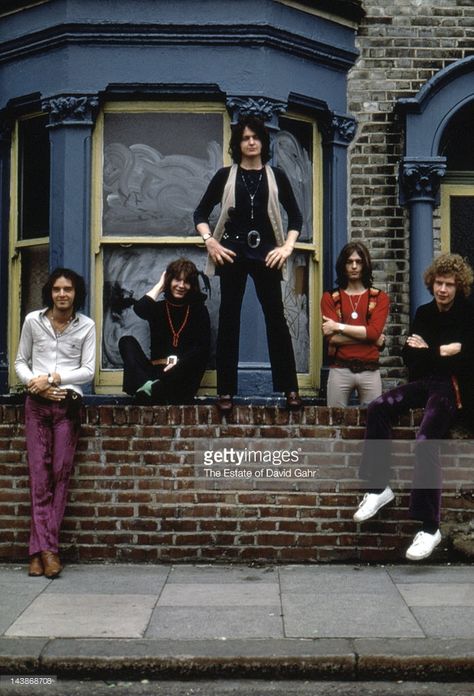 Progressive rock band Yes (L - R Peter Banks, Chris Squire, Jon Anderson, Tony Kaye, Bill Bruford) pose for a portrait in July 1969 in London, England. Bill Bruford, Chris Squire, Steve Howe, Greg Lake, Emerson Lake & Palmer, Yes Band, The Yardbirds, Jethro Tull, Progressive Rock