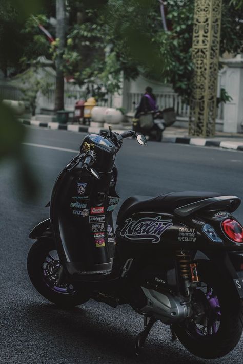 Scoopy Modifikasi Scoopy Modifikasi Aesthetic, Scoopy Modifikasi Simple, Modif Motor, Custom Bike, Custom Bikes, Transportation, Quick Saves, Black