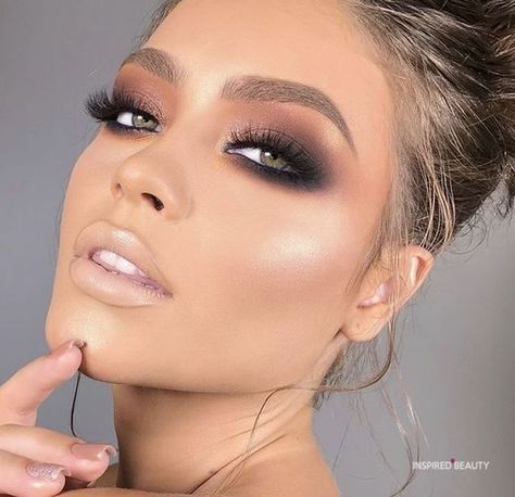 Machiaj Smokey Eyes, Wedding Makeup For Brown Eyes, Best Wedding Makeup, Applying Eye Makeup, Best Makeup Tips, Makeup School, Smink Inspiration, Youtube Makeup, Braut Make-up