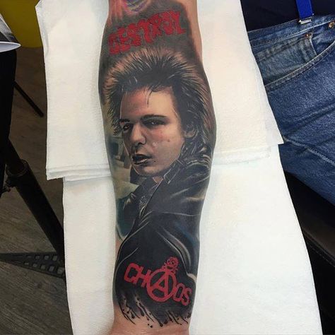 Sid Vicious tattoo portrait by Phatt German #Tattoo #Portrait #SexPistols Portrait Tattoos, Friend Tattoos, Ska, Sid Vicious Tattoo, Vicious Tattoo, German Tattoo, Tattoo Portrait, Sid Vicious, Tattoo Art