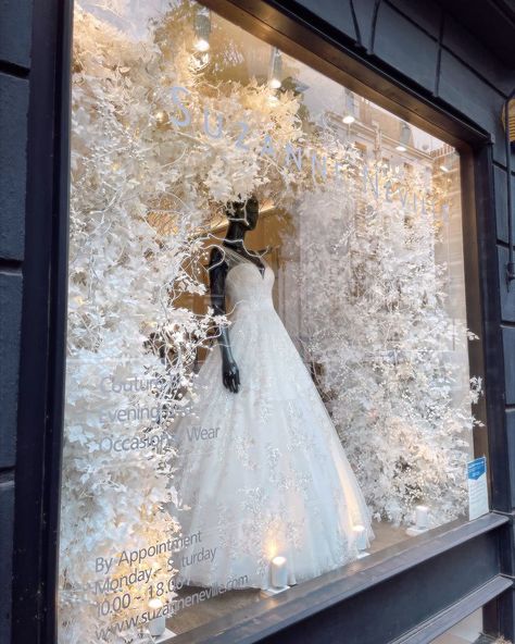 Bridal Shop Store Fronts, Bridal Dress Store, Bridal Shop Christmas Window Display, Bridal Shop Design, Bridal Shop Window Display, Wedding Dress Shop Interior, Bridal Store Decor, Bridal Store Interior Design, Dress Store Design