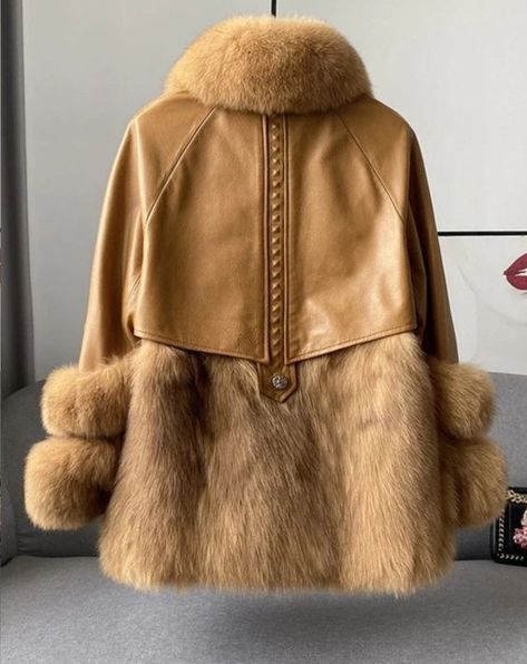 Luxury Coat, Fur Jacket Women, Genuine Leather Jackets, Winter 2022, Coat Women, Winter Jackets Women, Fur Fashion, Winter Coats Women, Leather Jackets Women