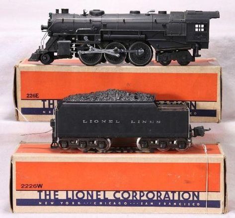 Lionel Trains Layout, Model Train Display, Lionel Train Sets, Model Train Accessories, Trains For Sale, Hobby Trains, Toy Trains Set, Train Miniature, Toy Trains