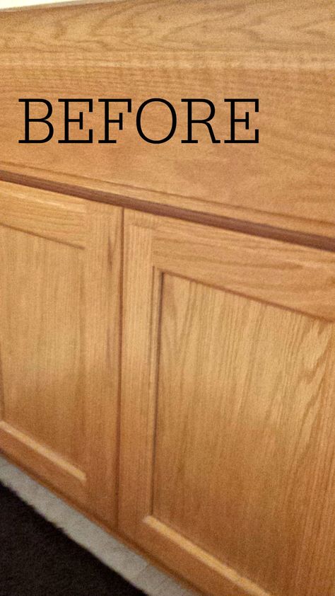 Honey Cabinets, Staining Oak Cabinets, Oak Bathroom Cabinets, Bathroom Cabinet Makeover, Cabinet Makeover Diy, Stained Kitchen Cabinets, Bathroom Cabinets Diy, Honey Oak Cabinets, Redo Cabinets