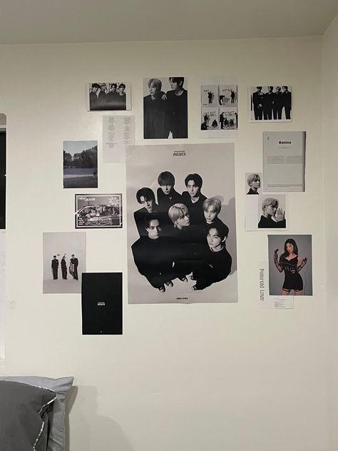 Acubi Style, Army Room Decor, Cute Kpop, Room Redesign, Pinterest Room Decor, Study Room Decor, Poster Room, Cute Room Ideas, Cozy Room Decor