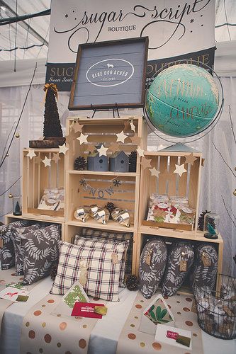 Christmas Bazaar Table Display, Stacking Crates Display Ideas, Christmas Bazaar Booth Display, Indoor Craft Market Stall Ideas, Holiday Market Display, Christmas Market Ideas Display, Toy Market Stall Display Ideas, Holiday Vendor Booth Display, Christmas Craft Stall Display Ideas