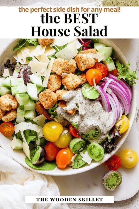 Lacorte House Salad Dressing, Taste Of Home Salad Recipes, House Salad Recipe, Easy Coleslaw, Coleslaw Recipe Easy, Salads For A Crowd, Easy Pasta Salad Recipe, House Salad, Croutons Homemade