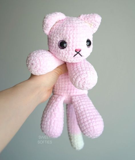 Amigurumi Blanket, Crochet Cat Pattern, Cat Amigurumi, Sewing Stuffed Animals, Stuffed Animal Cat, Blanket Yarn, Plush Pattern, Yarn Diy, Crochet Design