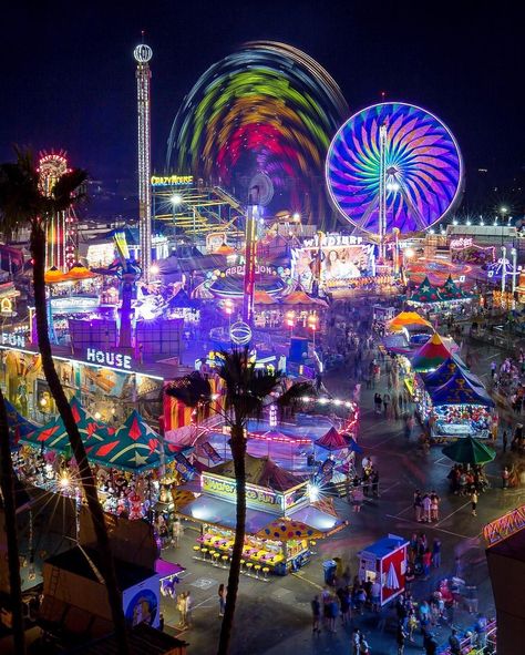 Summer Festival Aesthetic, San Diego Fair, Fest Decor, State Fairs, La County Fair, Fair Aesthetic, Carnival Photography, Fair Pictures, Carnival Lights