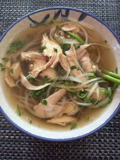 Pho Noodle Soup Recipe, Pho Ga Recipe, Pho Ga, Pho Noodle Soup, Vietnamese Chicken, Pho Noodles, Chicken Pho, Pho Recipe, Poached Chicken