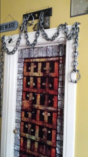 Dungeon Inside Halloween Decor, Halloween Dungeon, Dungeon Decor, Halloween Ideas, Halloween Decor, Advent Calendar, Skeleton, Diy Decor, Harry Potter