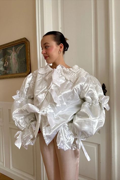 Upcycled quilted satin coat from vintage quilt. Beautiful cotton crochet collar. Bows on the sleeves. Ruffles on hems. Satin ribbons as ties. Viscose lining for more comfort. Bow Coat, Satin Coat, Satin Ribbons, Crochet Collar, Vintage Quilt, It Girl, Cotton Crochet, Victorian Era, Ruffles