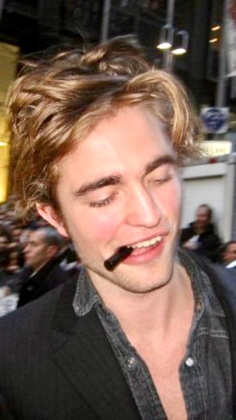 Robert Pattinson