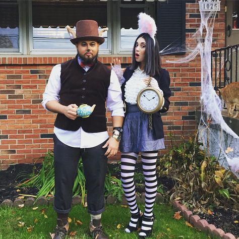 DIY March Hare and White Rabbit Alice In Wonderland costumes Mad Hatter Diy Costume, March Hare Costume, White Rabbit Costumes, Alice In Wonderland Rabbit, Mad Hatter Costume, Rabbit Costume, Alice In Wonderland Costume, Wonderland Costumes, Hallowen Costume