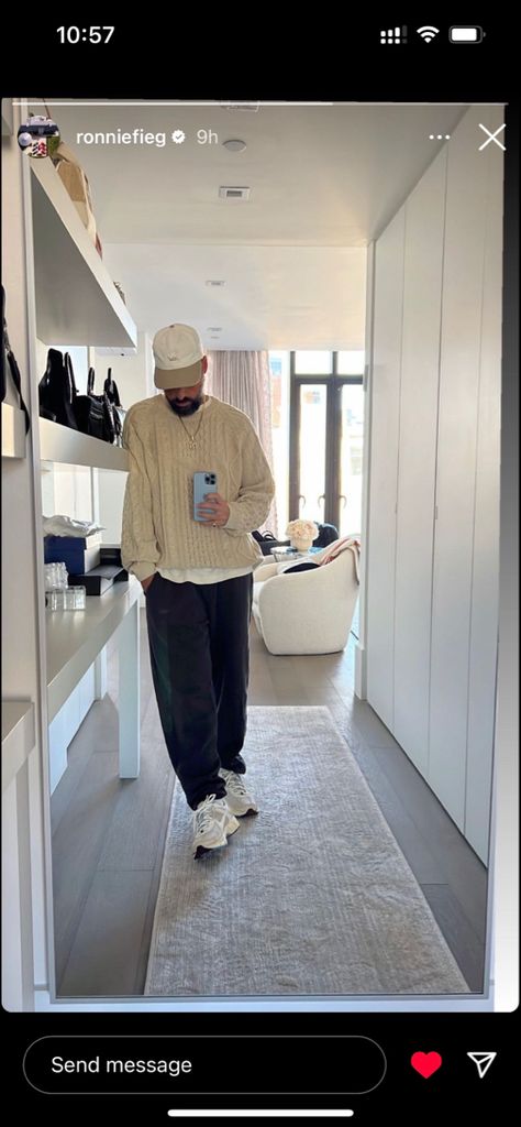 Nba Fashion, Ronnie Fieg, Spring Fits, Fall Fits, Men Fashion Casual Outfits, Cozy Fits, Style Board, Color Coding, Jogging