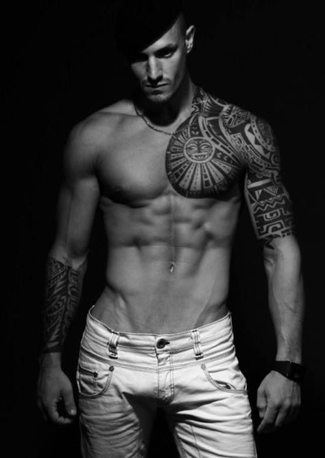 General Style - Don't like the chest plate shape as much as the other one Ta Moko Tattoo, Tattoo Ideas For Guys, Tattoo Homme, Tatto Boys, Filipino Tattoos, Maori Tattoos, Type Tattoo, Samoan Tattoo, Cool Tattoos For Guys