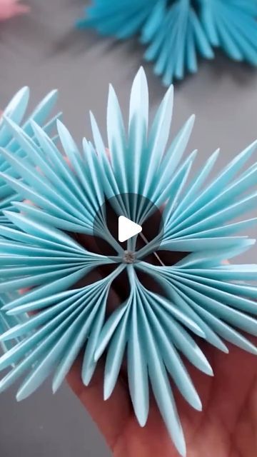 MiLena on Instagram: "3D Paper Snowflake❄️" 3-d Snowflake, Snowflake Ideas Paper, Paper Plate Snowflakes, How To Make Paper Snowflakes, 3d Paper Snowflakes, 3d Snowflake, 3d Snowflakes, Snowflake Template, Paper Snowflake