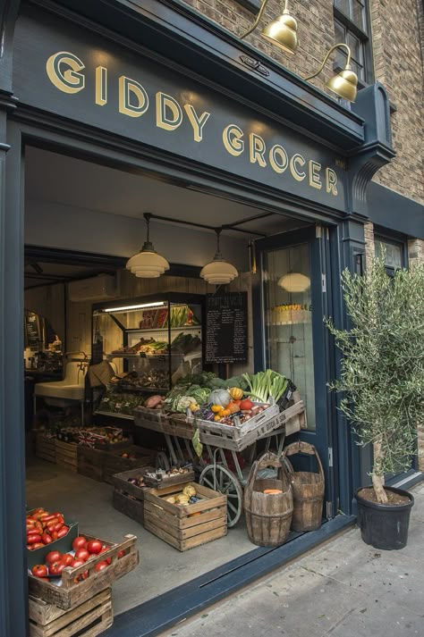 Supermarket Design Interior, Fruit And Veg Shop, Vegetable Shop, Grocery Store Design, Supermarket Design, Farm Store, Water Aesthetic, Fruit Shop, Fruit Stands