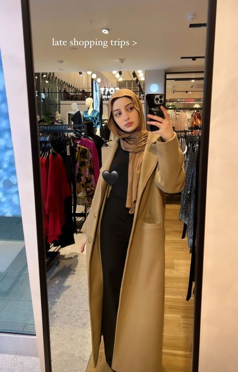 Long Coat Hijab Outfit, Long Coat With Hijab, Beige Overcoat Outfit Women, Long Trench Coat Outfit, Coat Outfits For Women, Outfit Muslim, Coat Outfit Casual, Winter Coat Short, Long Coat Outfit