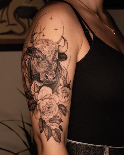 Bull Tattoo Ideas, Cow Skull Tattoo, Cow Skull Tattoos, Taurus Bull Tattoos, Cowboy Tattoo, Bull Skull Tattoos, Skull Tattoo Flowers, Bull Tattoo, Cowgirl Tattoos